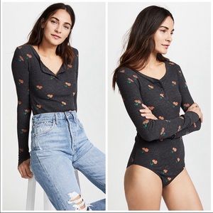 NWT Wildfox Rose Ditsy Gallows Henley Bodysuit. Size M.